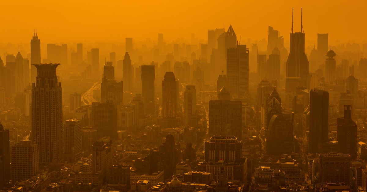 大気汚染による健康被害は社会問題にも。人体への影響や症状を知ろう