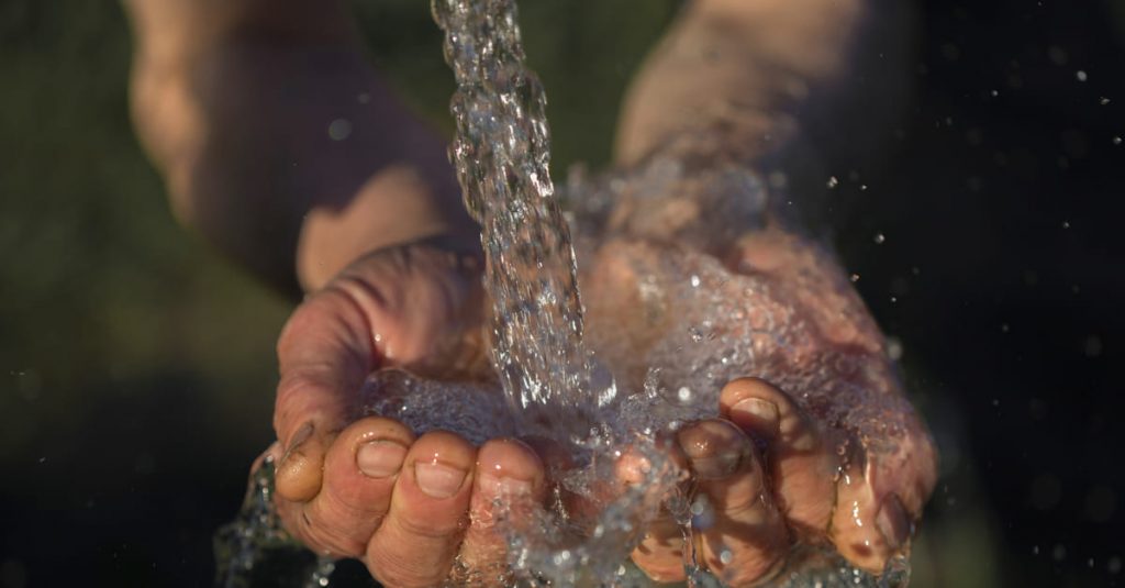 SDGs目標6「安全な水とトイレを世界中に」のターゲットにある