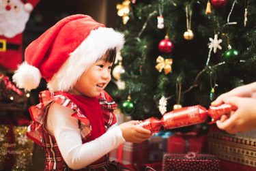 クリスマスに寄付のプレゼントを！日本・世界の子どもを支援するおすすめ団体5選